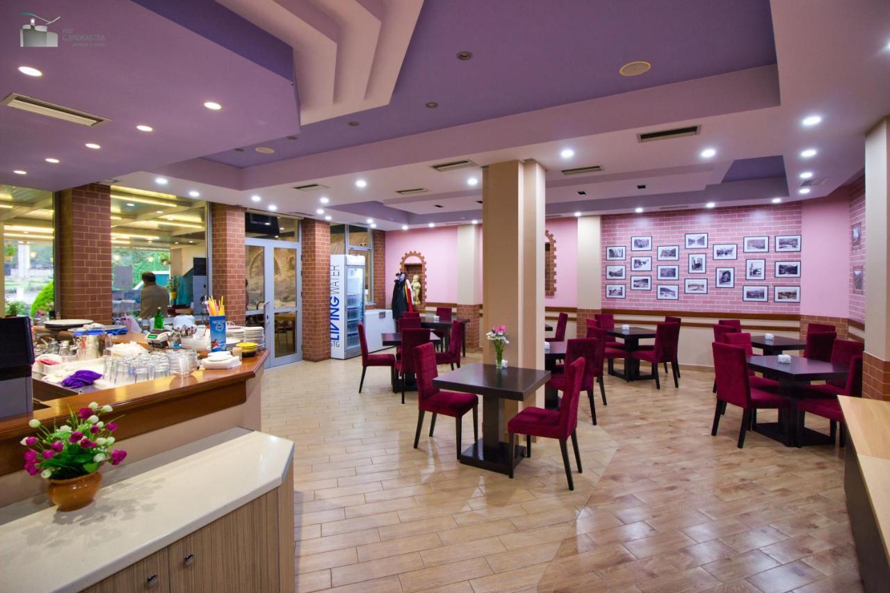 Alvero Hotel Permet Ngoại thất bức ảnh