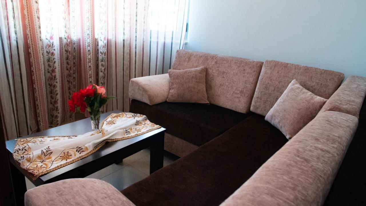 Alvero Hotel Permet Ngoại thất bức ảnh